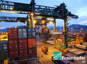 Containerhafen in Genua fotografiert für das Fraunhofer Institut Magdeburg