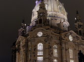 Die Dresdner Frauenkirche in der Nacht